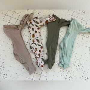 🍄🌱Baby bundle set of 4 footed pajamas